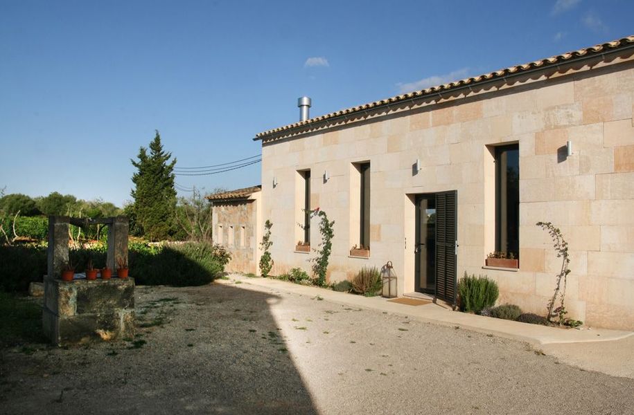 bodega Mesquida Mora